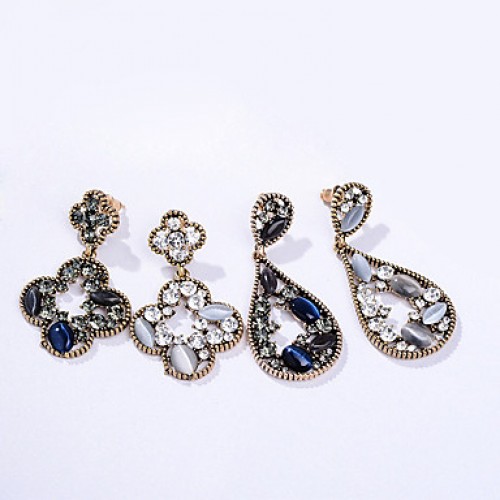 Earring Rhinestone Earrings Set Jewelry Women Wedding / Party Rhinestone / Silver Plated 1 pair Clear