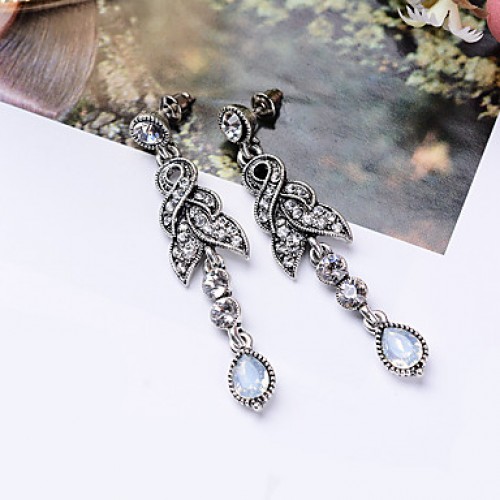 Earring Rhinestone Earrings Set Jewelry Women Wedding / Party Rhinestone / Silver Plated 1 pair Clear